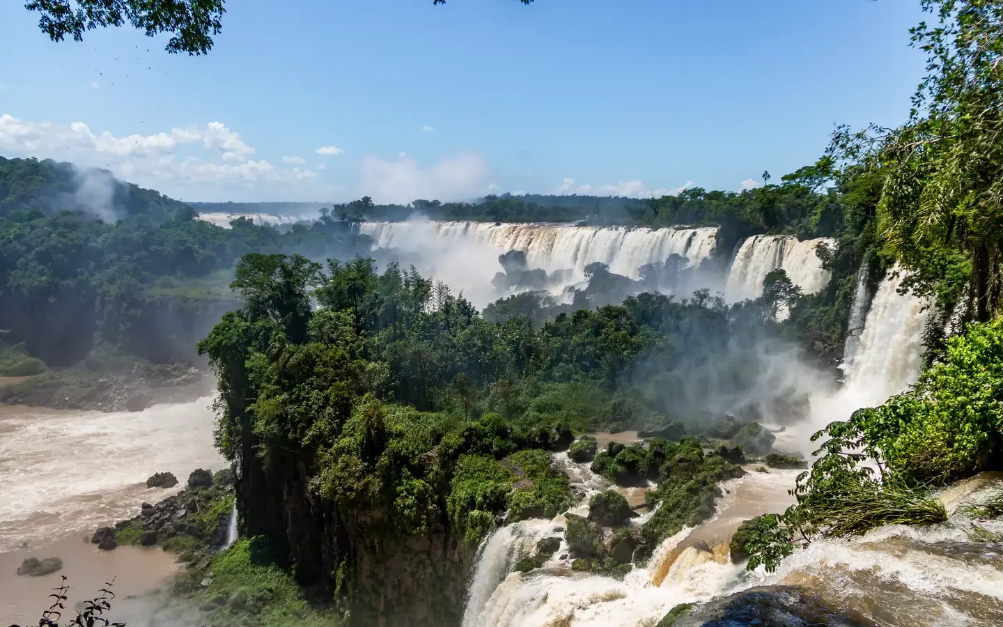 The Iguazú Falls from the Argentine side, rainforest between the cascades, Misiones, Argentina